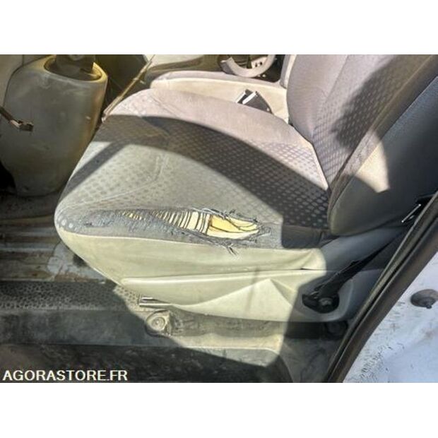 2008 رينو Trafic-46473069