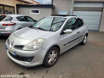 2006-renault-clio-1440602-46473109