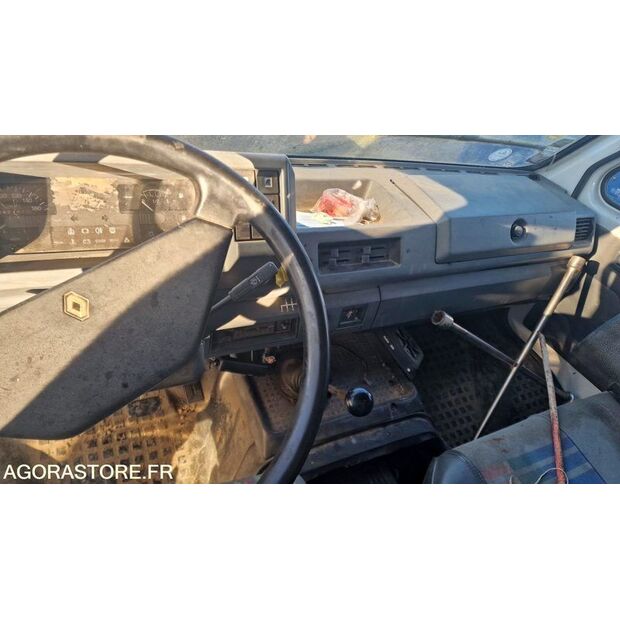 1993 Renault Master-46473142