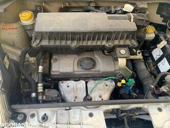 2009-citroen-nemo-1440621-46473274