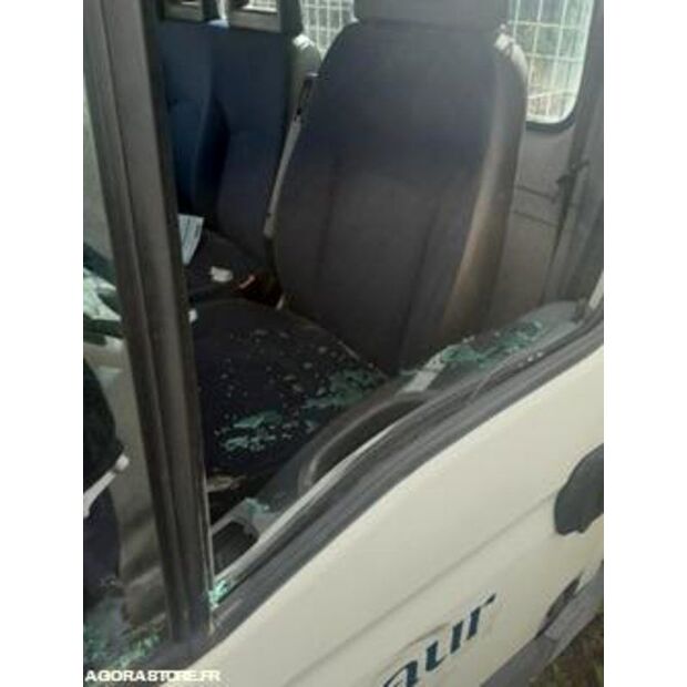 2008 Iveco 35C12-46473297