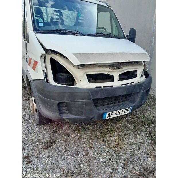 2008 Iveco 35C12-46473304