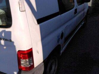 2007-peugeot-partner-1440625-46473323