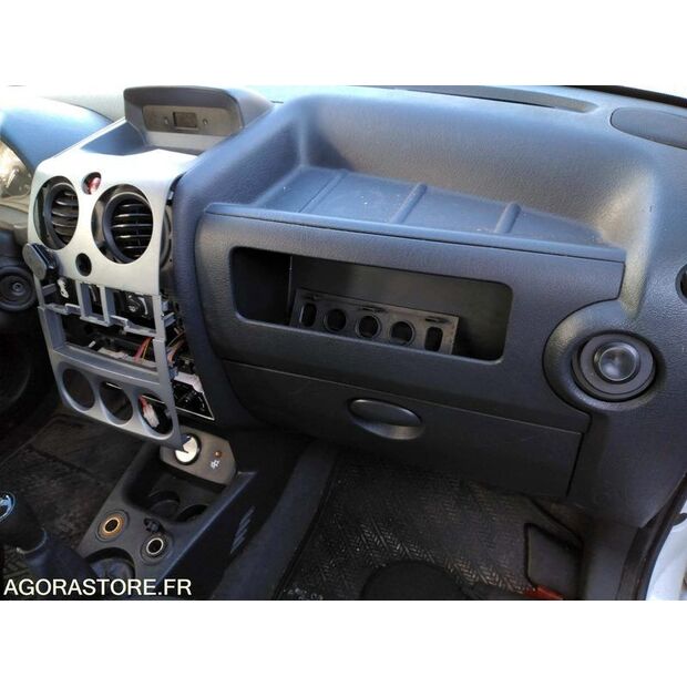 2007 Peugeot PARTNER-46473327