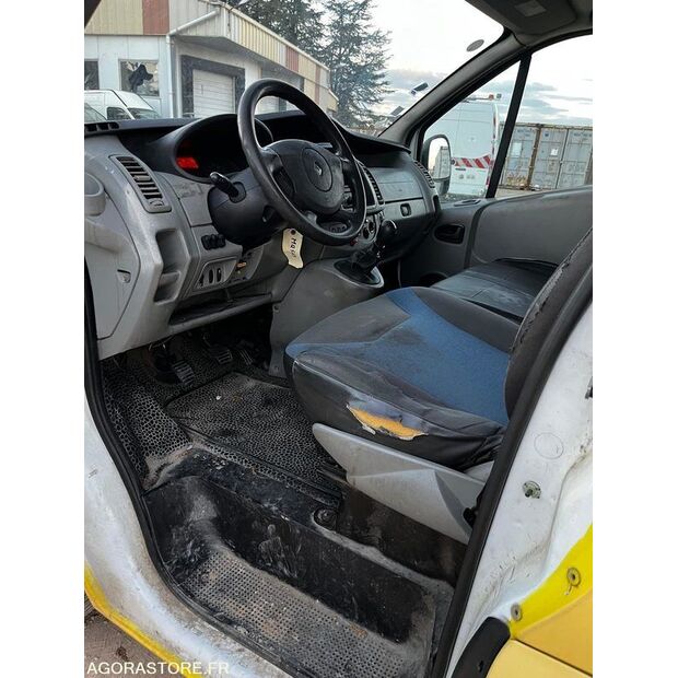 2012 Renault Trafic-46473346