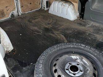 2012-renault-trafic-1440628-46473350