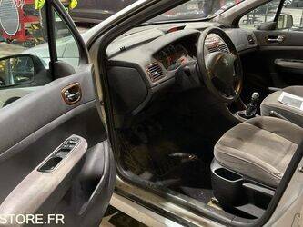 2002-peugeot-307-46473356