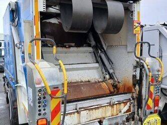 2011-renault-midlum-1440633-46473389