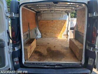 2006-opel-vivaro-1440636-46473408