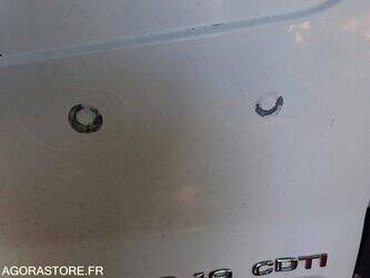 2006-opel-vivaro-1440636-46473417