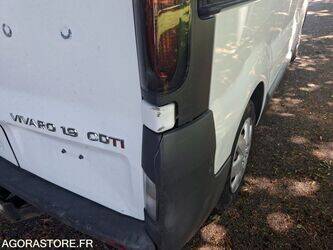2006-opel-vivaro-1440636-46473418