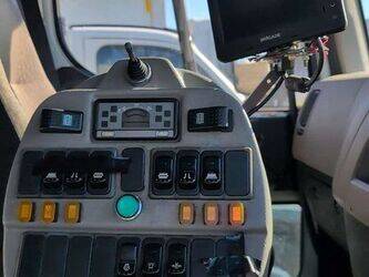 2011-renault-midlum-1440644-46473523