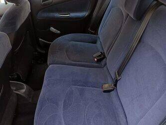 2002-peugeot-206-46473563