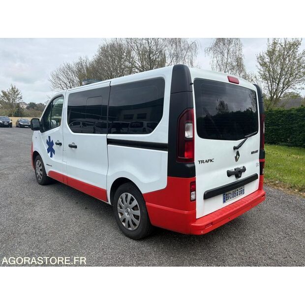 2015 Renault Trafic-46473611
