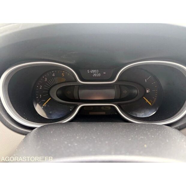 2015 Renault Trafic-46473622