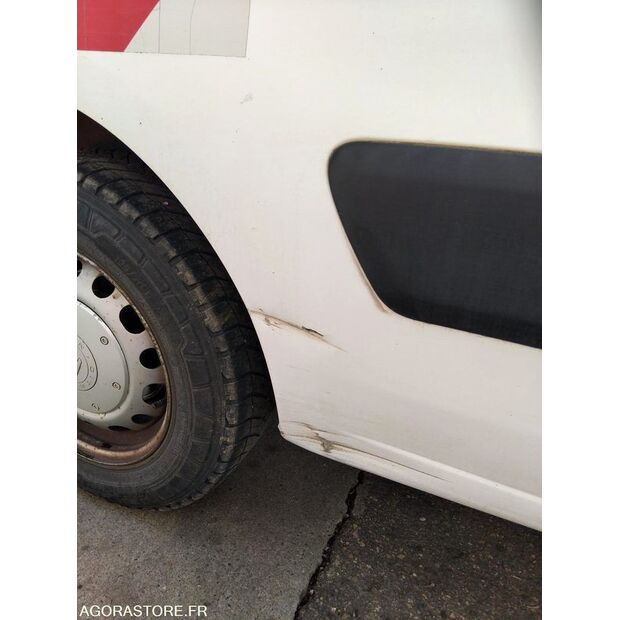 2011 Citroen BERLINGO-46473628