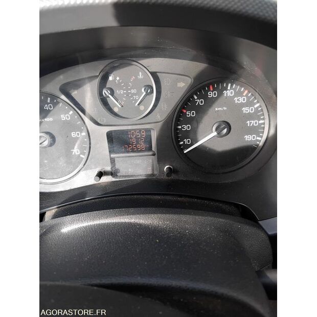 2011 Citroen BERLINGO-46473636