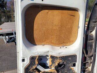 2010-renault-kangoo-1440654-46473686