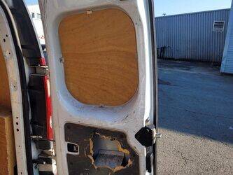 2010-renault-kangoo-1440654-46473687