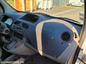 2010-renault-kangoo-1440654-46473707