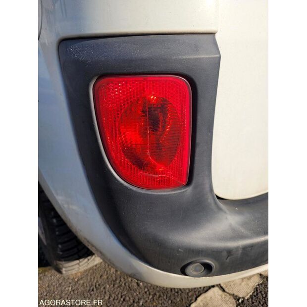 2010 Renault Kangoo-46473717