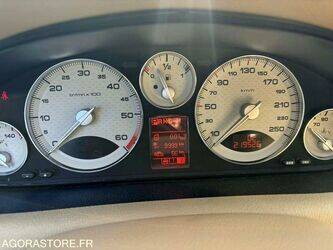 2005-peugeot-607-46473805