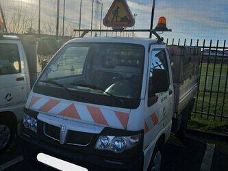 2015-piaggio-porter-1440669-46473825