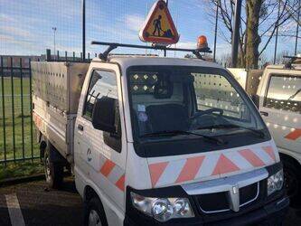 2015-piaggio-porter-1440669-46473828