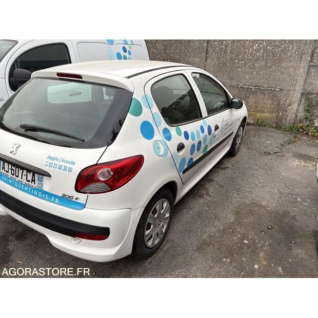 2009 Peugeot 206-46473841