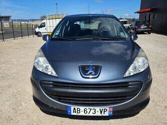 2009-peugeot-207-1440677-46473927