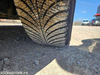 2009-peugeot-207-1440677-46473937