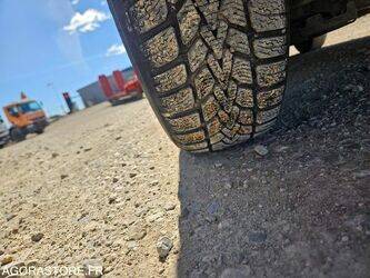 2009-peugeot-207-1440677-46473940