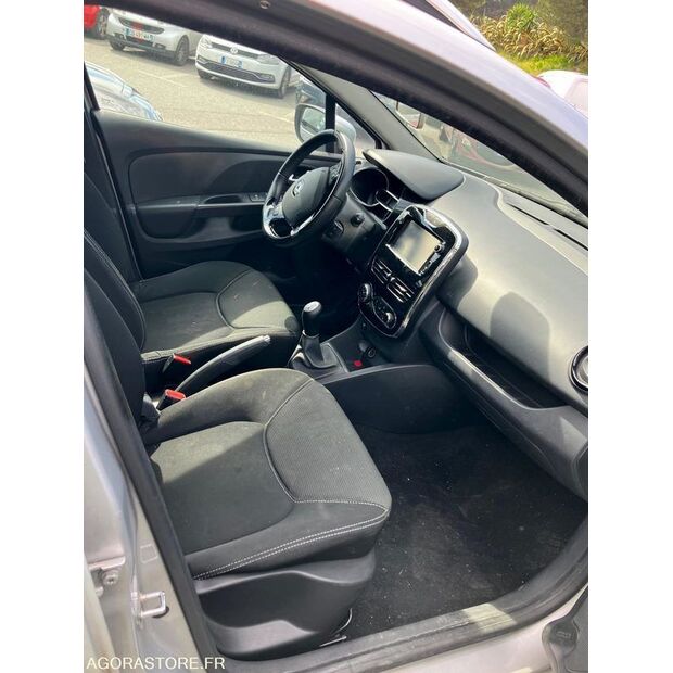 2015 Renault Clio-46473947