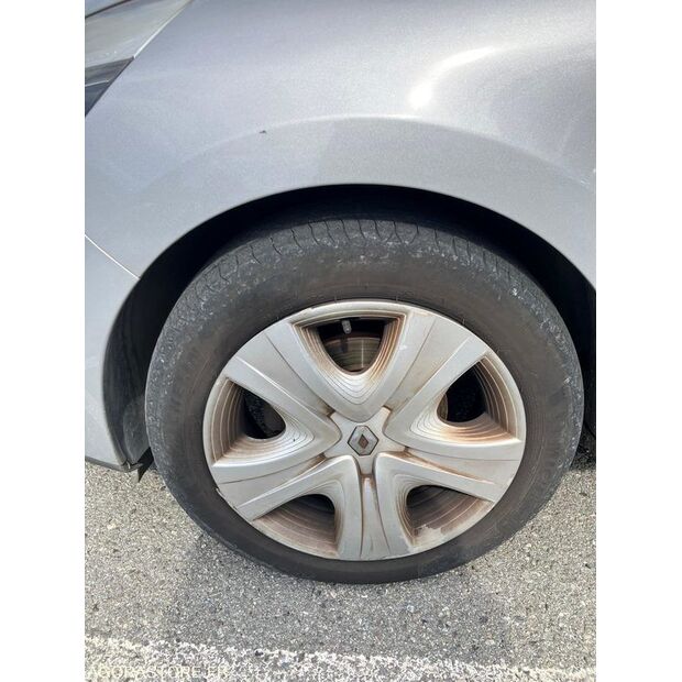 2015 Renault Clio-46473953