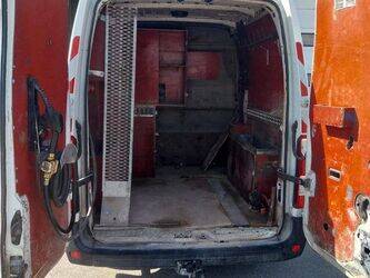 2014-renault-master-1440685-46474000