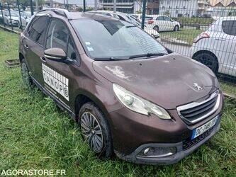 Image de VOITURES 2014 Peugeot 2008