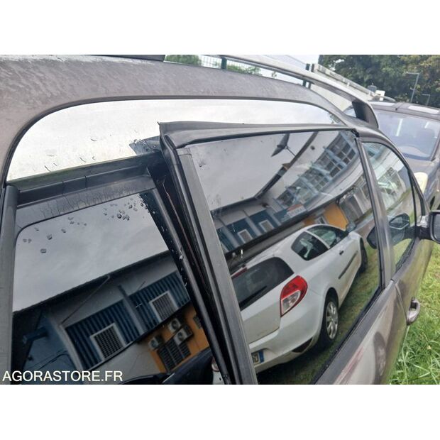 2014 Peugeot 2008-46474052