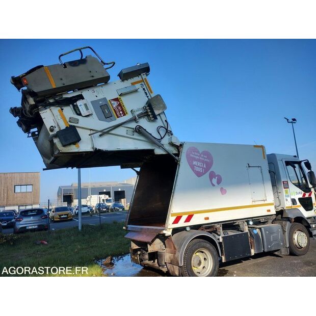 2015 Renault D-46474063