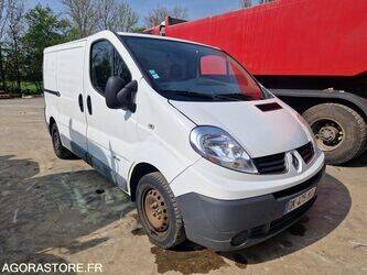 2014-renault-trafic-1440692-46474066