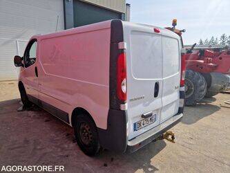 2014-renault-trafic-1440692-46474068