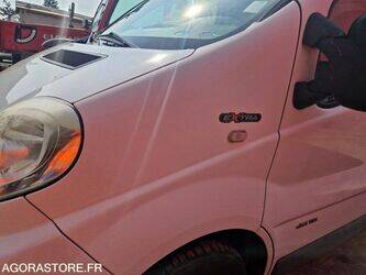 2014-renault-trafic-1440692-46474071