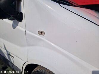 2014-renault-trafic-1440692-46474077