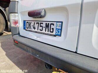 2014-renault-trafic-1440692-46474090