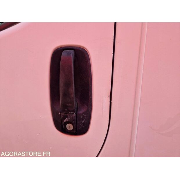 2014 Renault Trafic-46474100