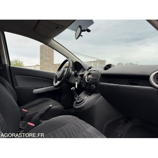 2009 MAZDA 2-46474132