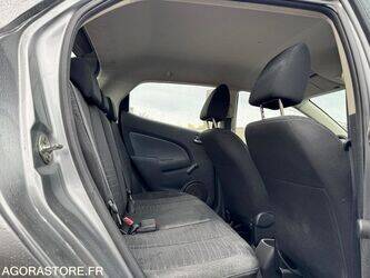 2009-mazda-2-1440695-46474133