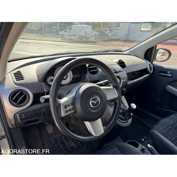 2009 MAZDA 2-46474135