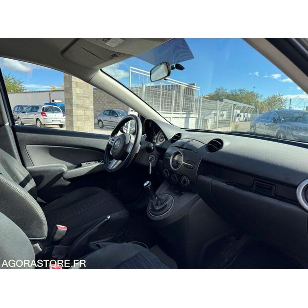 2009 MAZDA 2-46474136