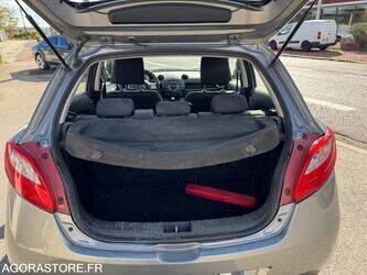 2009-mazda-2-1440695-46474138