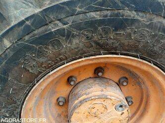 2012-case-580t-1440701-46474192